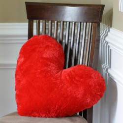 Free Valentine's Heart Pillow Sewing Pattern 550