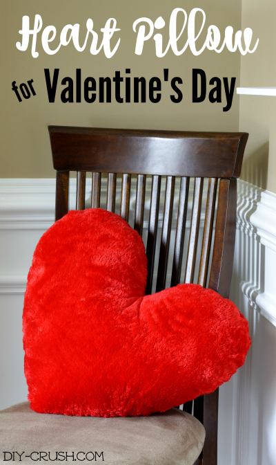 Free Valentine s Heart Pillow Sewing Pattern DIY Crush