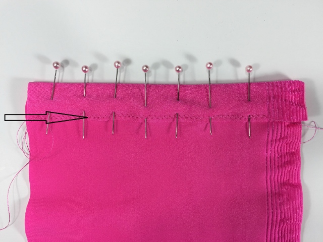 Learn different hem finishes for sewing swimsuits | DIY Crush
