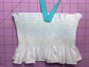 Add shabby rose trim to a tankini top tutorial DIY Crush (4)