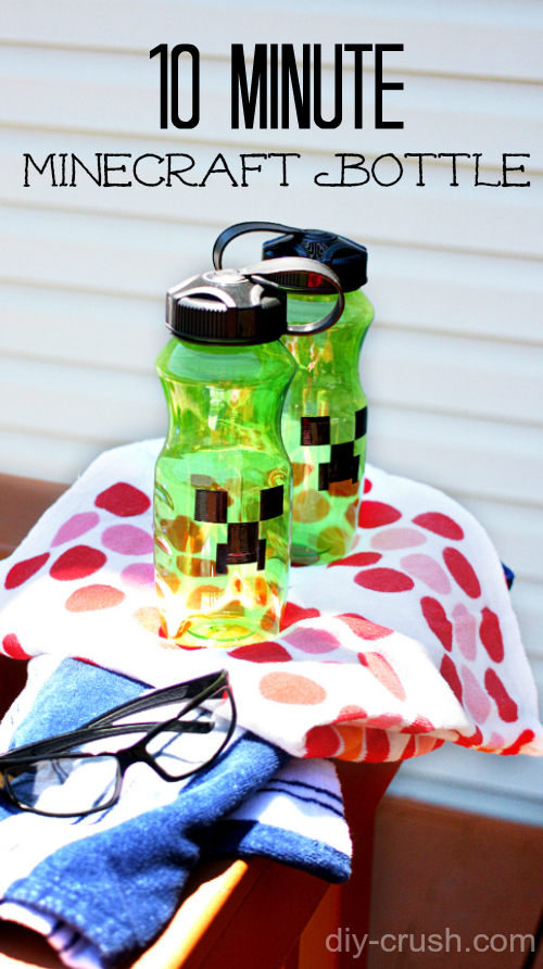 Make your own Minecraft Water Bottle designs with this 10 minute DIY from diy-crush.com