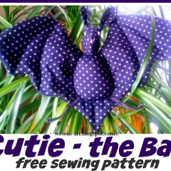 Free Sewing Pattern – Cutie the Bat