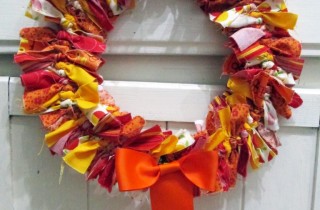 Autumn Tied Wreath - A no sew fall wreath DIY