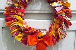 Autumn Tied Wreath - A no sew fall wreath DIY