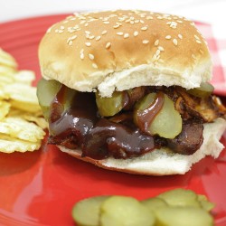 Slow Cooker BBQ Chicken Sandwiches