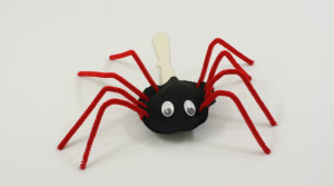 Cutest little stick spider puppet. An easy to make craft by DIY Crush