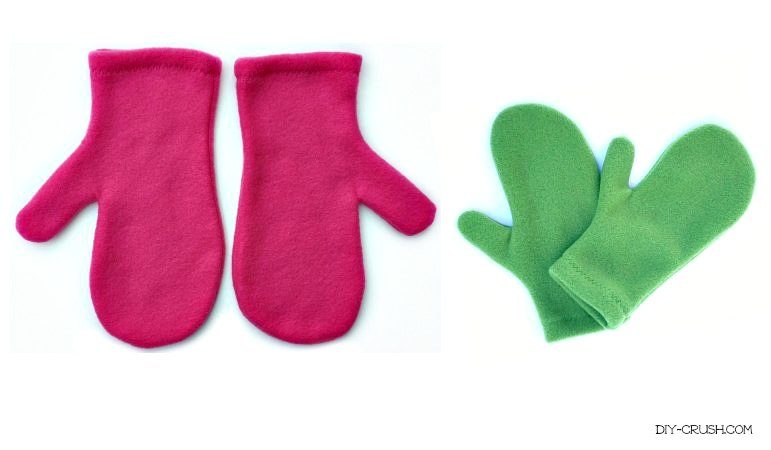 Free Fleece Mittens Sewing Pattern at DIY Crush