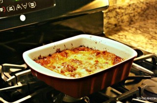 Mushroom Cheese Lasagna with Bertolli Riserva Sauce. This meatless dish is nothing shy of harty and satisfying. The quick prep time allows for more family time | DIY Crush