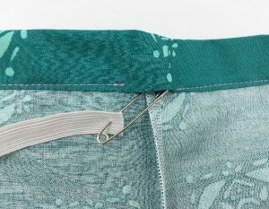 Free Maui 2-piece Pattern by | DIY Crush