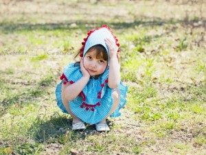 Pom Pom Kerchief Tutorial