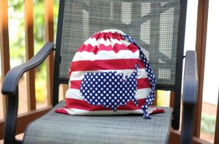Patriotic Drawstring Bag | DIY Crush