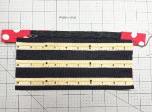 Perfect Pencil Zipper Pouch Tutorial DIY Crush | DIY Crush