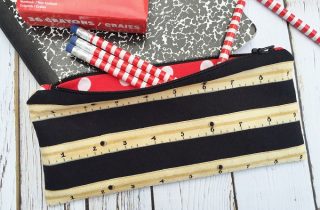 Perfect Pencil Zipper Pouch Tutorial DIY Crush | DIY Crush
