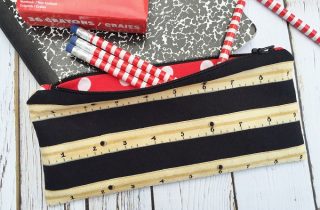 Perfect Pencil Zipper Pouch Tutorial DIY Crush | DIY Crush