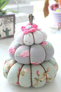 Pumpkin pincushion tutorial. Sew an adorable pumpkin to hold your straight pins.