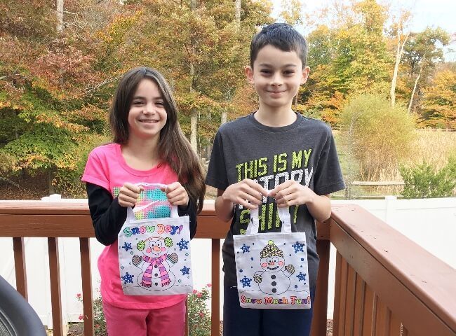 Cute Winter Coloring Bags From Oriental Trading