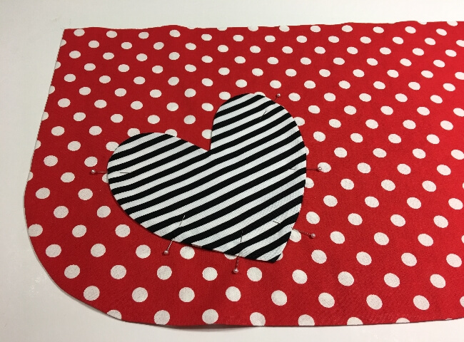 How to make a half apron for Valentine's Day