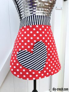 DIY Valentine's Day Apron | DIY Crush